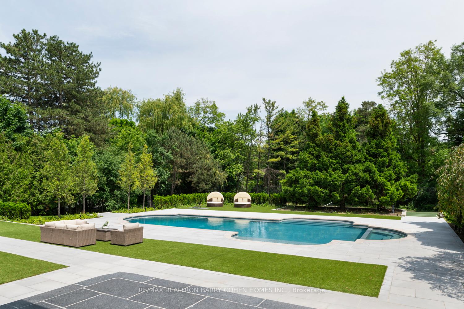 Photo 35 of 45 Park Lane Circle, North York, Bridle Path-Sunnybrook-York Mills — HOMEH