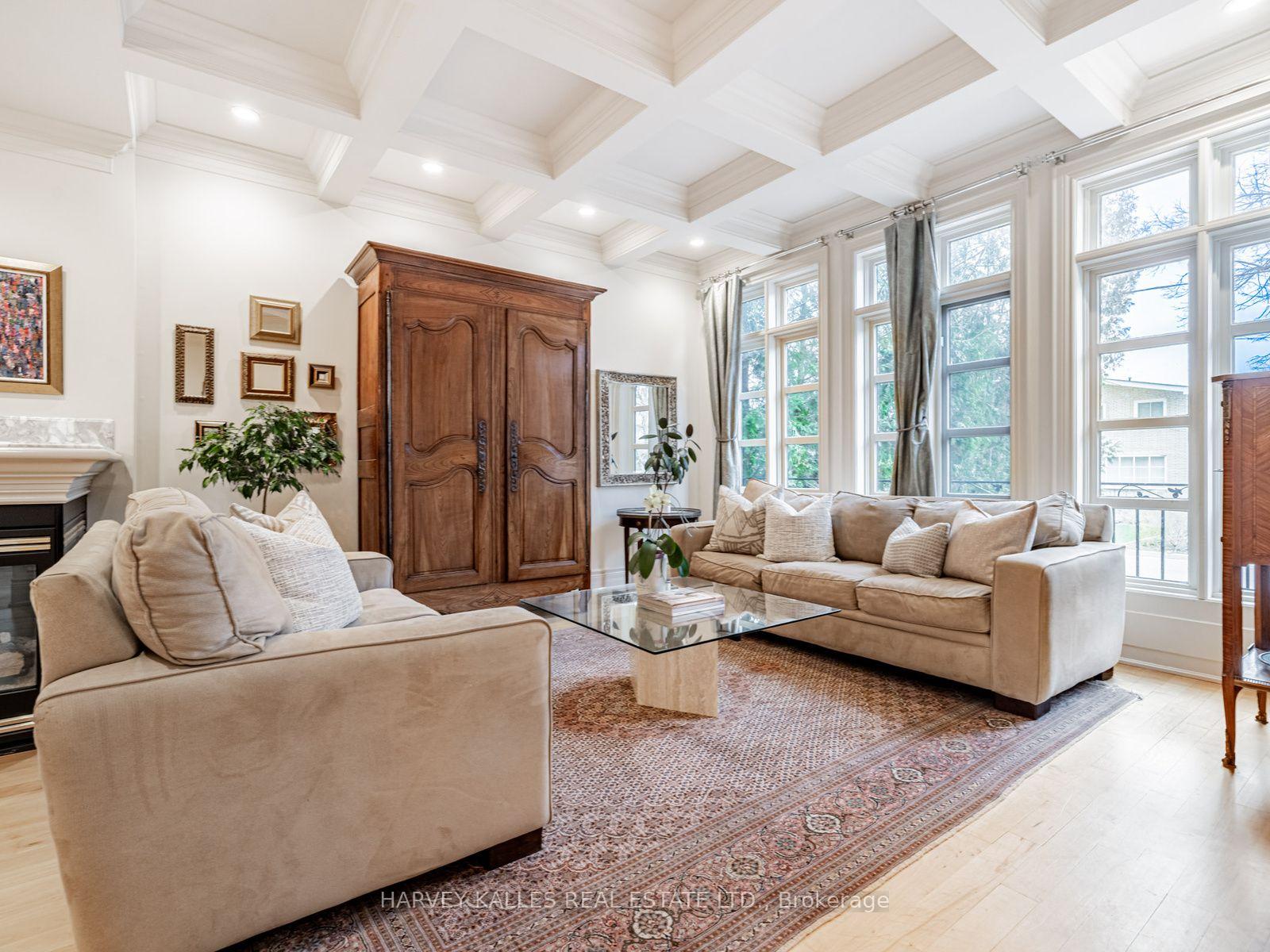 Photo 13 of 55 Viewmount Avenue, Toronto, Englemount-Lawrence — HOMEH