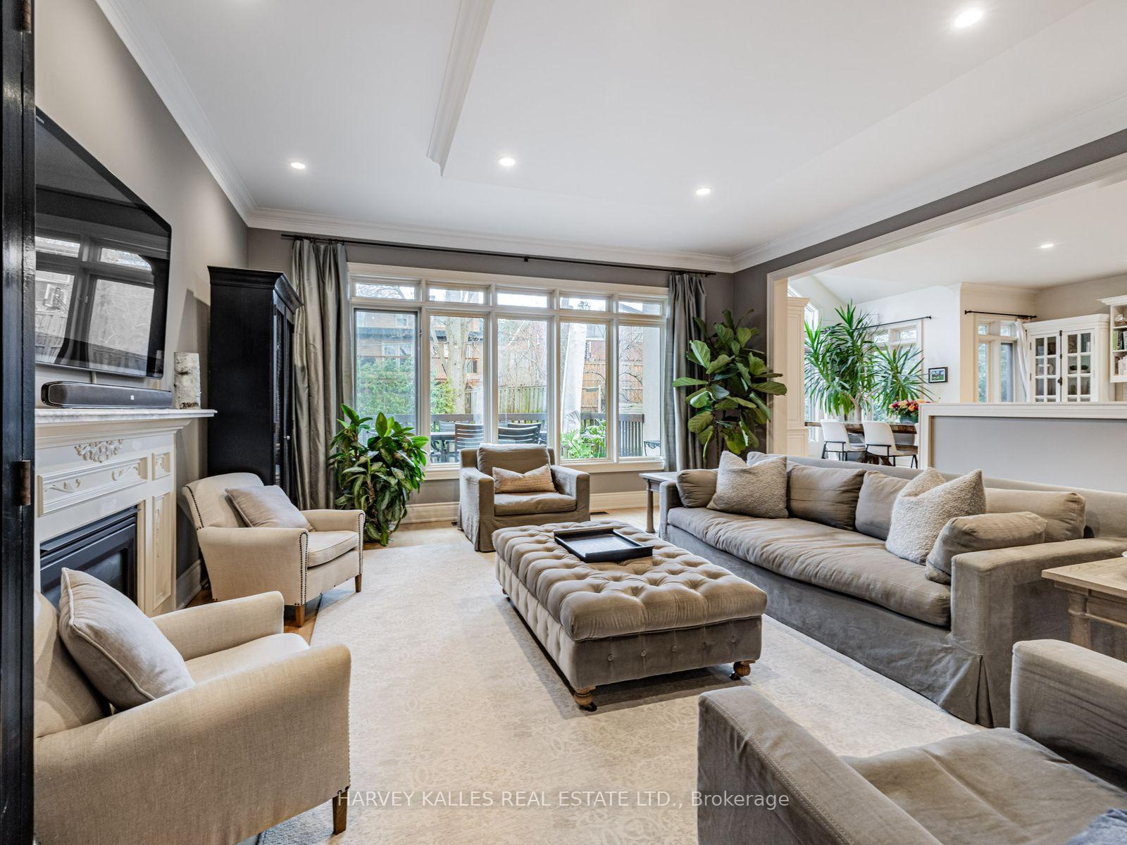 Photo 29 of 55 Viewmount Avenue, Toronto, Englemount-Lawrence — HOMEH
