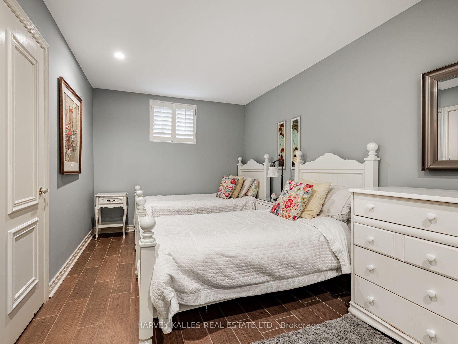 Photo 73 of 55 Viewmount Avenue, Toronto, Englemount-Lawrence — HOMEH