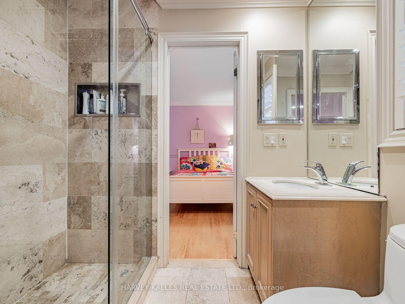 Photo 63 of 55 Viewmount Avenue, Toronto, Englemount-Lawrence — HOMEH