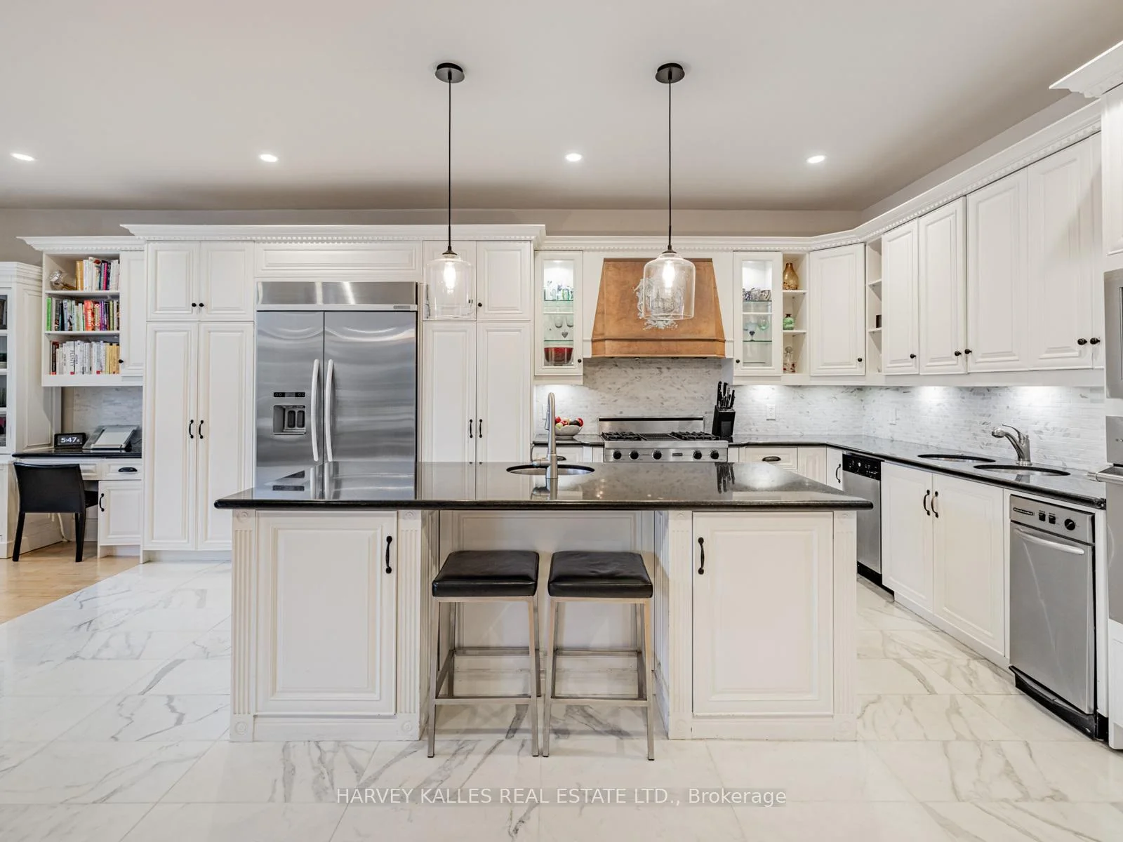 Photo 28 of 55 Viewmount Avenue, Toronto, Englemount-Lawrence — HOMEH