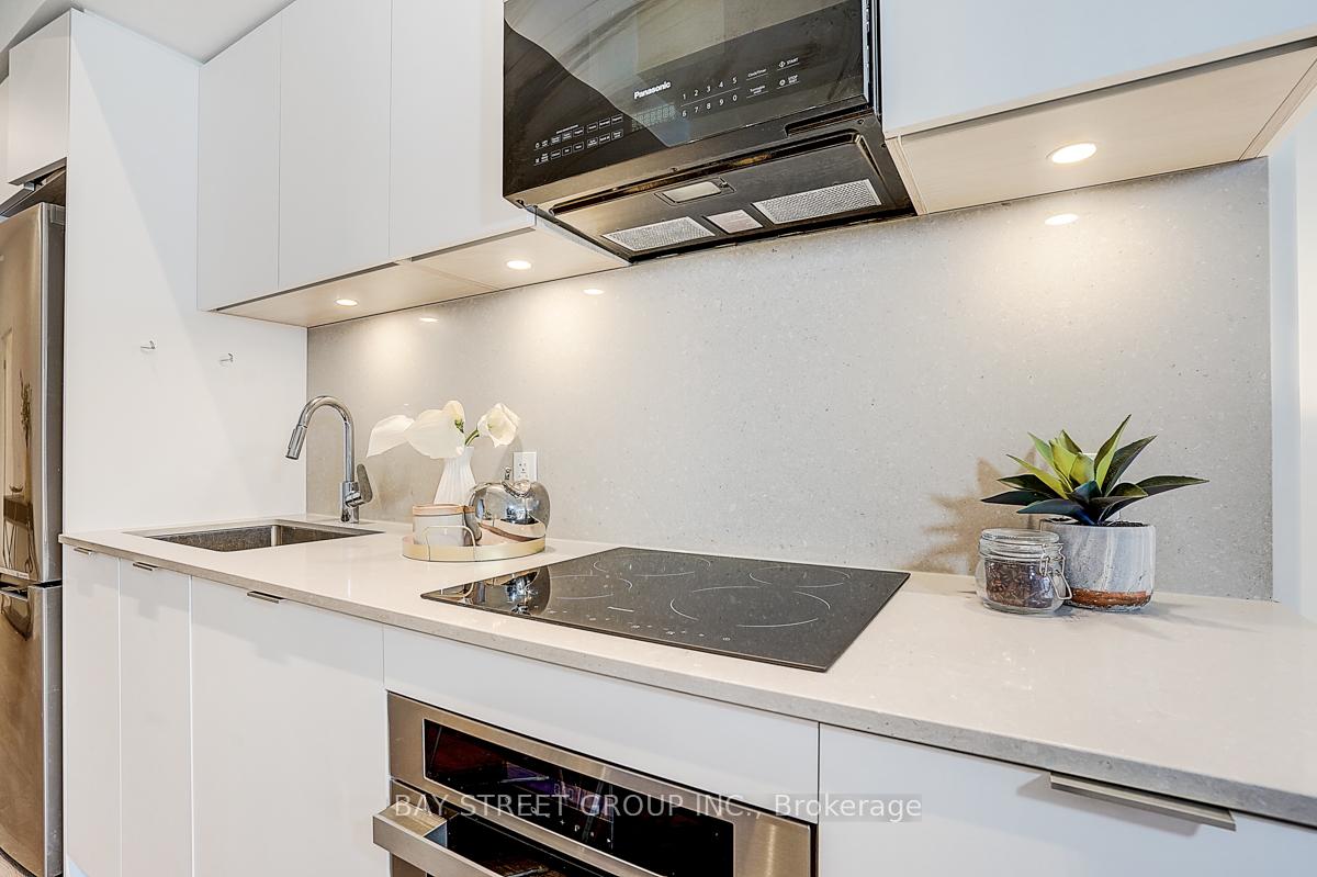 Photo 12 of Unit 201, 9 Clegg Road, Markham, Unionville — HOMEH
