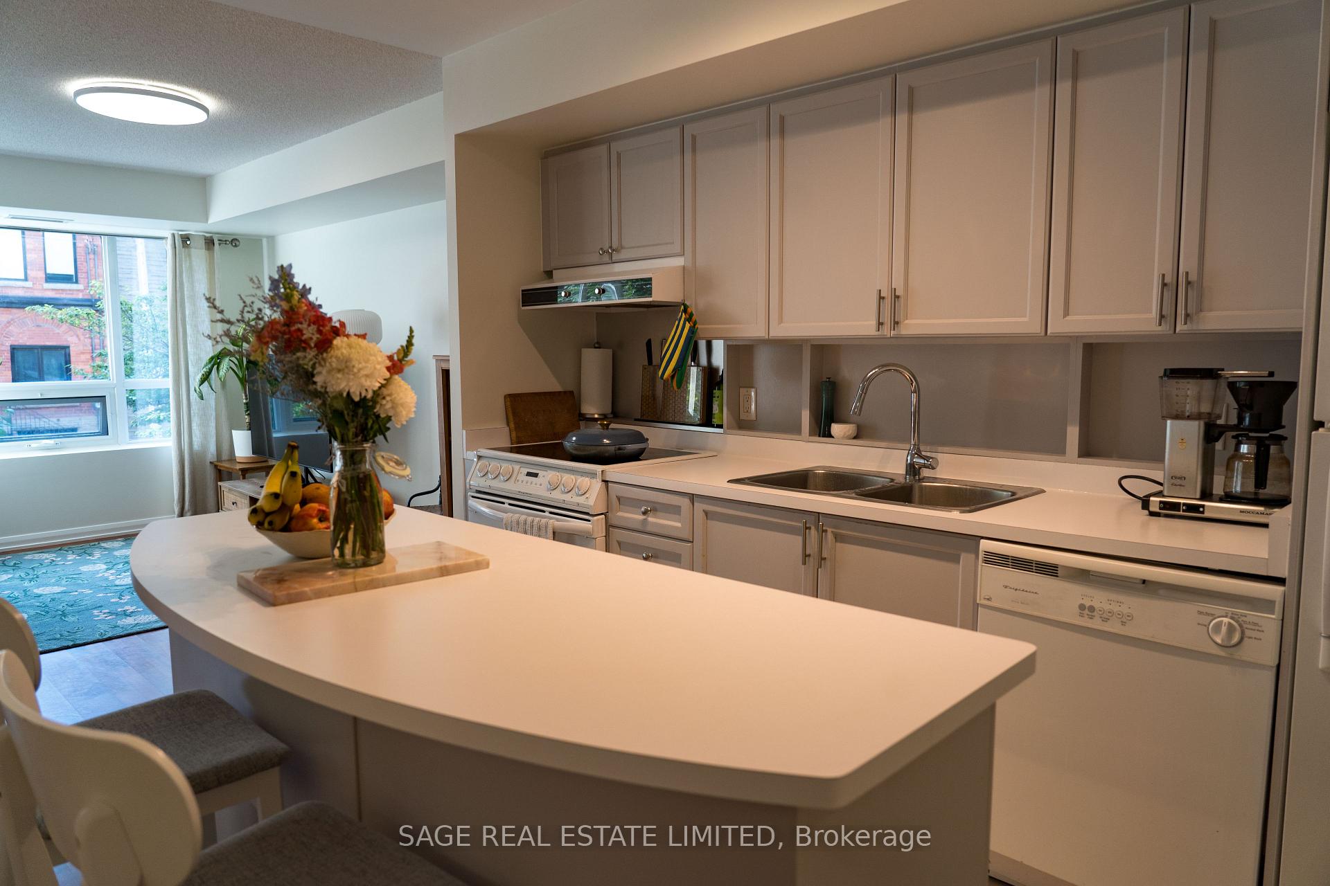 Photo 5 of Unit 209, 18 Beverley Street, Toronto, Kensington-Chinatown — HOMEH