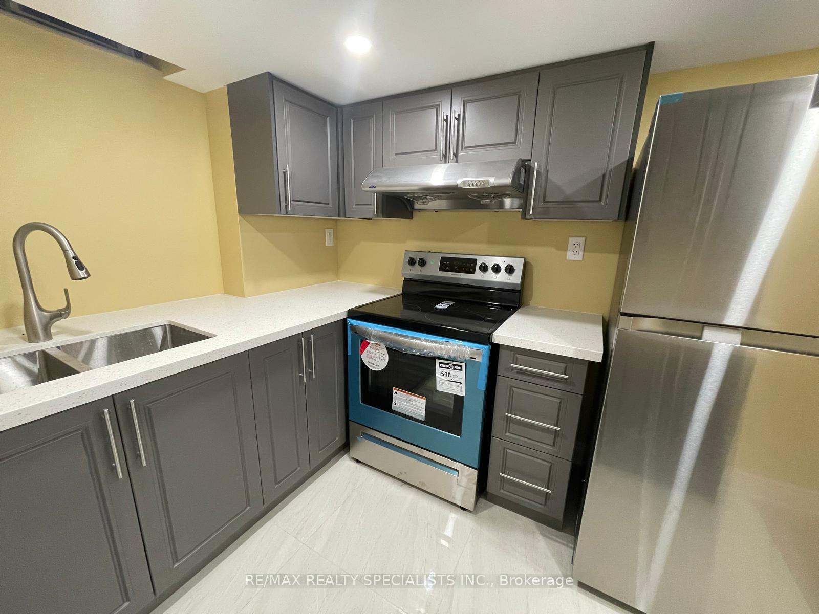 Photo 5 of Unit BSMNT, 4549 Longmoor Road, Mississauga, Central Erin Mills — HOMEH