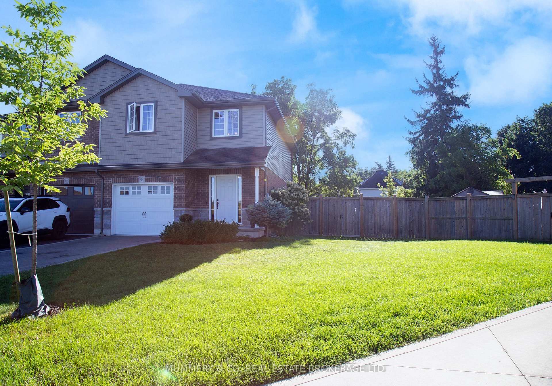 Photo of 104 MacNeil Court