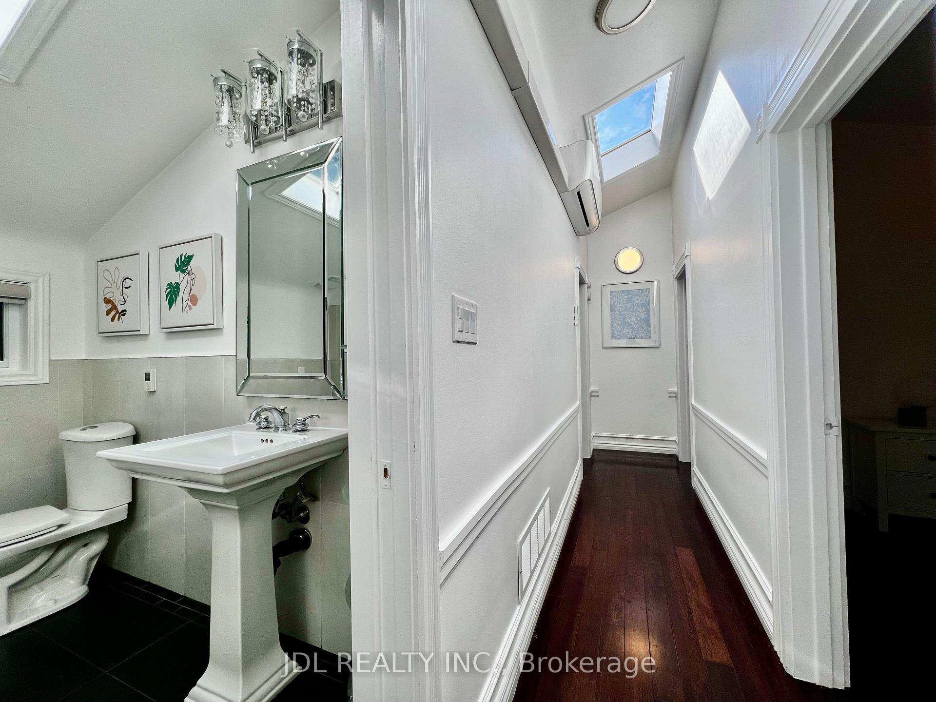 Photo 30 of 21 Rialto Drive, North York, Parkwoods-Donalda — HOMEH