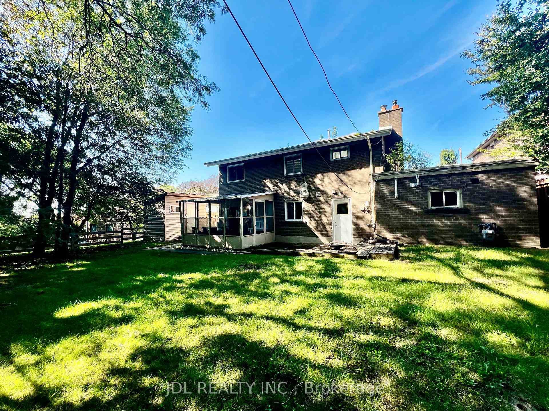 Photo 34 of 21 Rialto Drive, North York, Parkwoods-Donalda — HOMEH