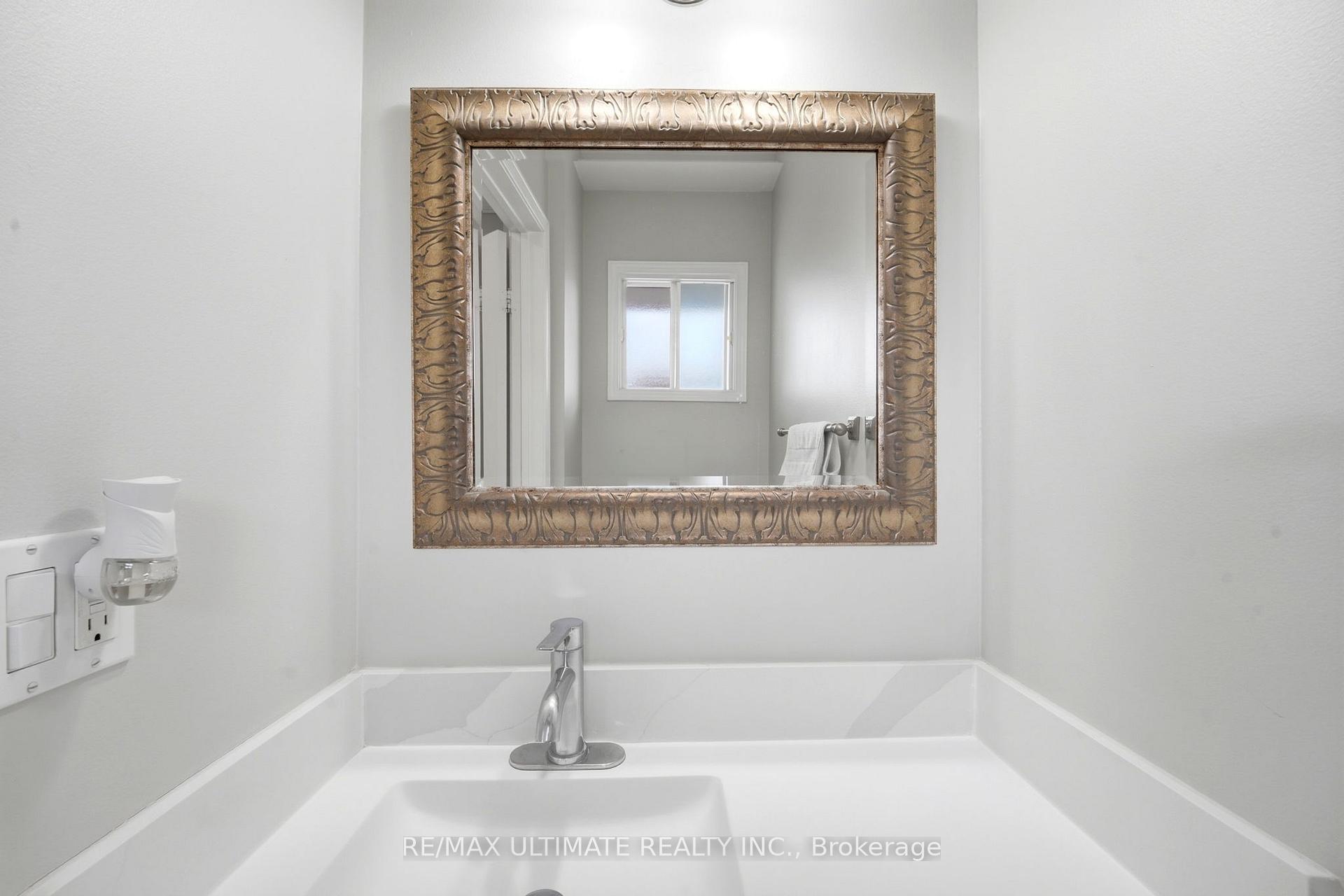 Photo 29 of 37 Cathy Jean Crescent, Etobicoke, Mount Olive-Silverstone-Jamestown — HOMEH