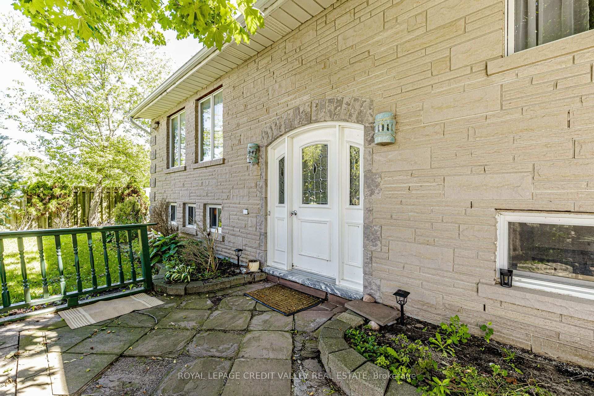 Photo 11 of 5945 King Street, Caledon, Rural Caledon — HOMEH