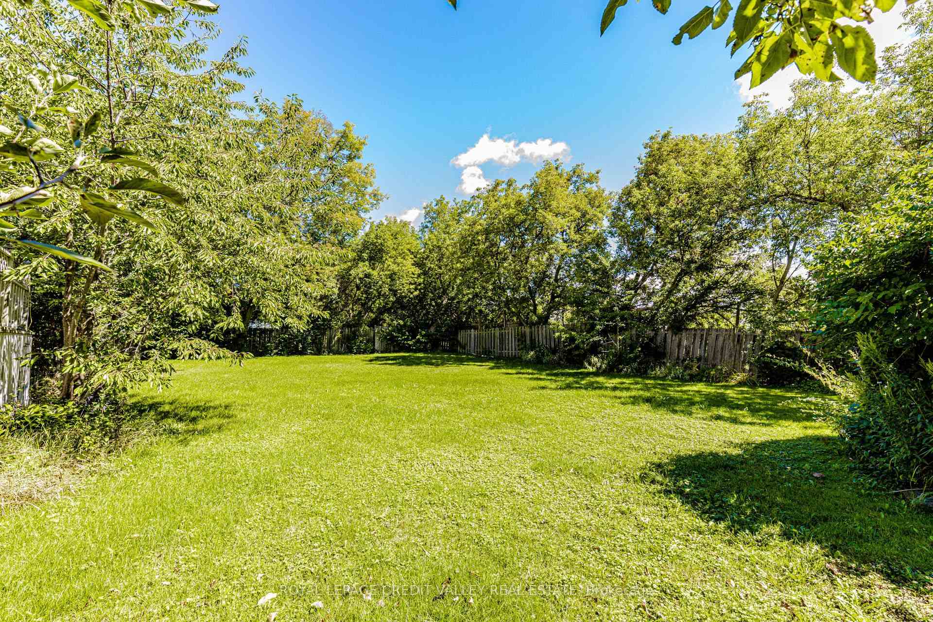 Photo 32 of 5945 King Street, Caledon, Rural Caledon — HOMEH