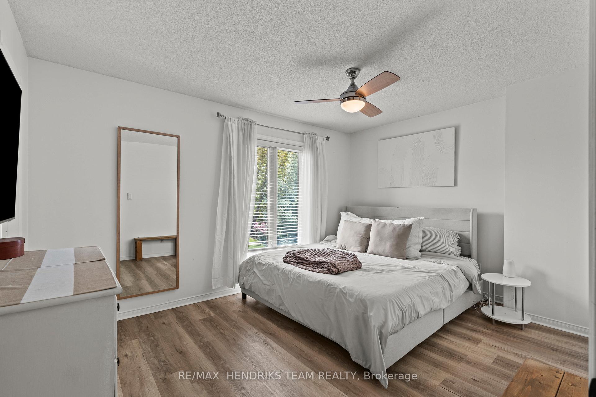 Photo 19 of 5 Harbour Drive, Hamilton, Lakeshore — HOMEH