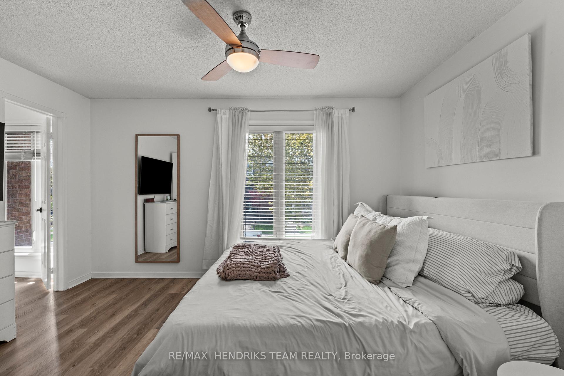 Photo 21 of 5 Harbour Drive, Hamilton, Lakeshore — HOMEH