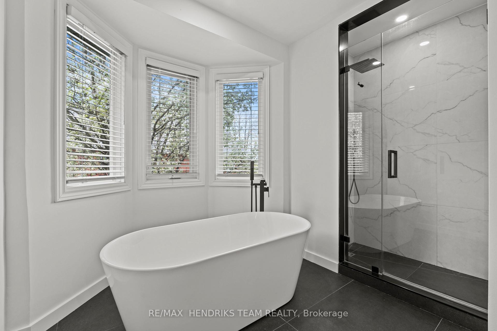 Photo 23 of 5 Harbour Drive, Hamilton, Lakeshore — HOMEH
