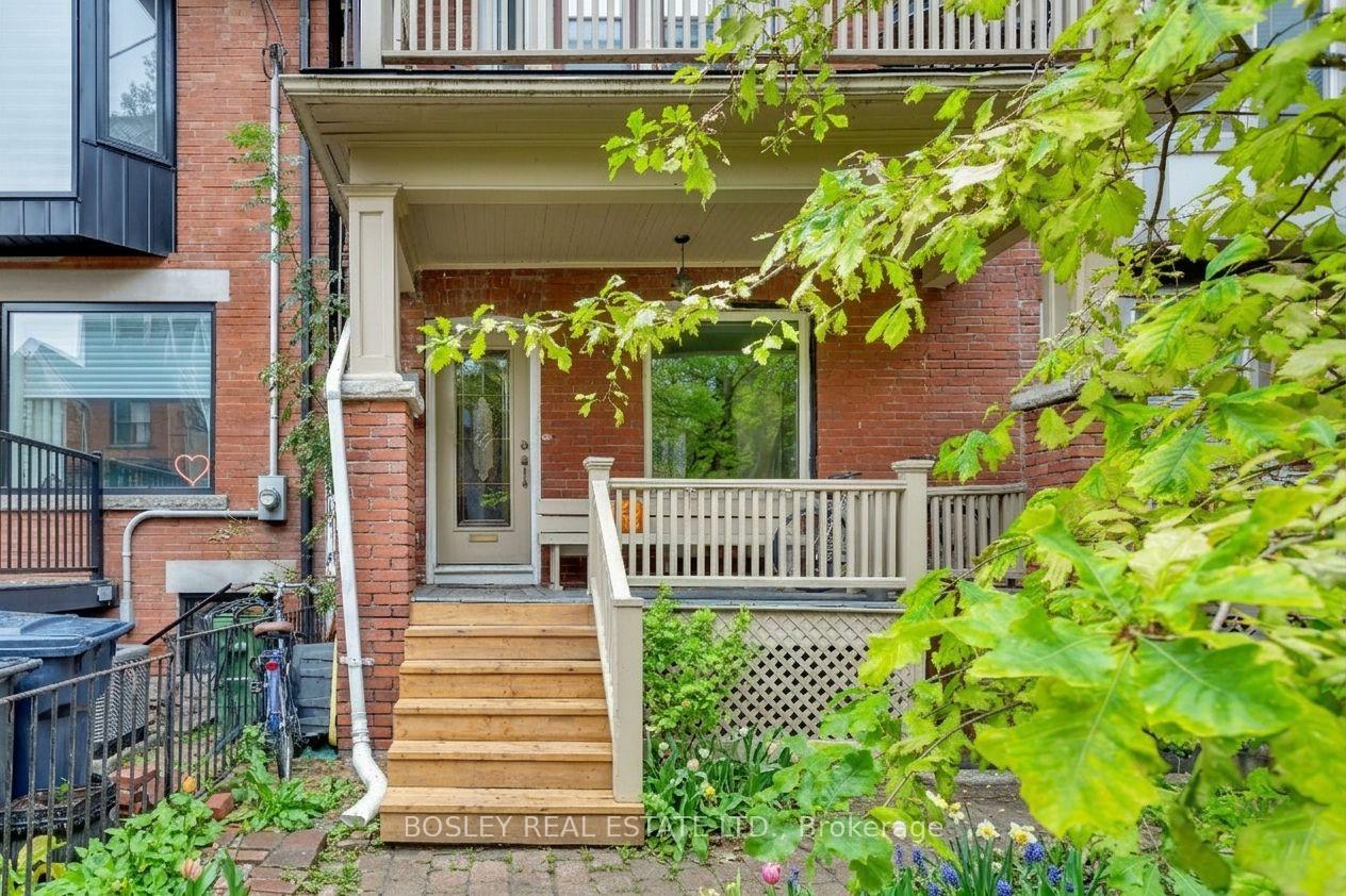Photo 3 of 123 Seaton Street, Toronto, Moss Park — HOMEH