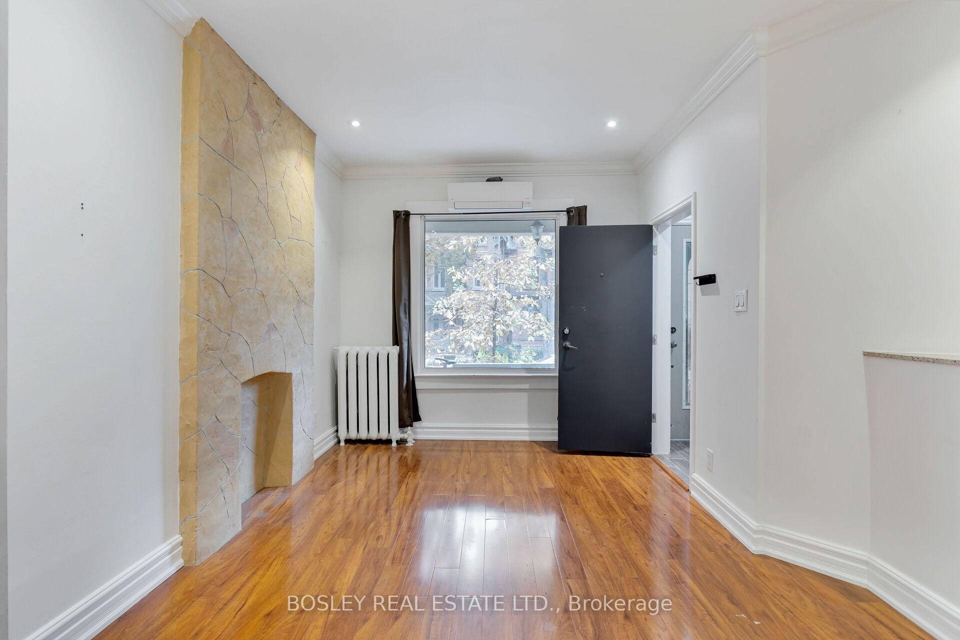 Photo 4 of 123 Seaton Street, Toronto, Moss Park — HOMEH
