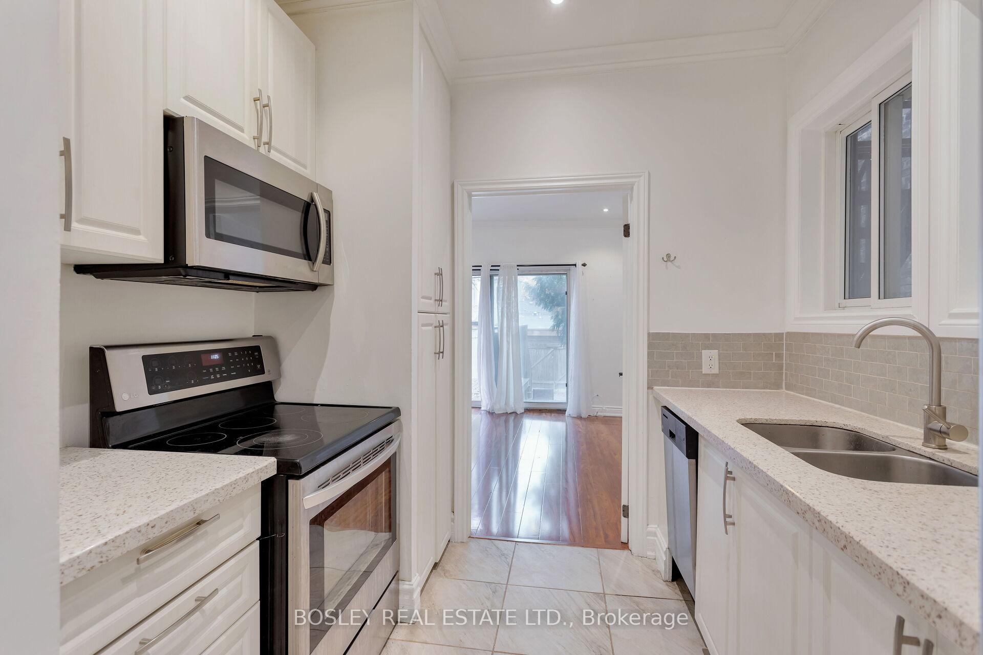 Photo 11 of 123 Seaton Street, Toronto, Moss Park — HOMEH