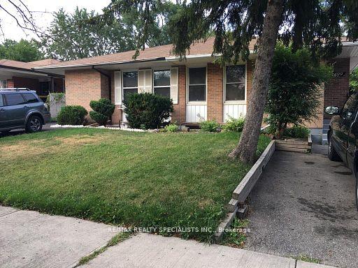 Front of 1499 Swanage Crescent