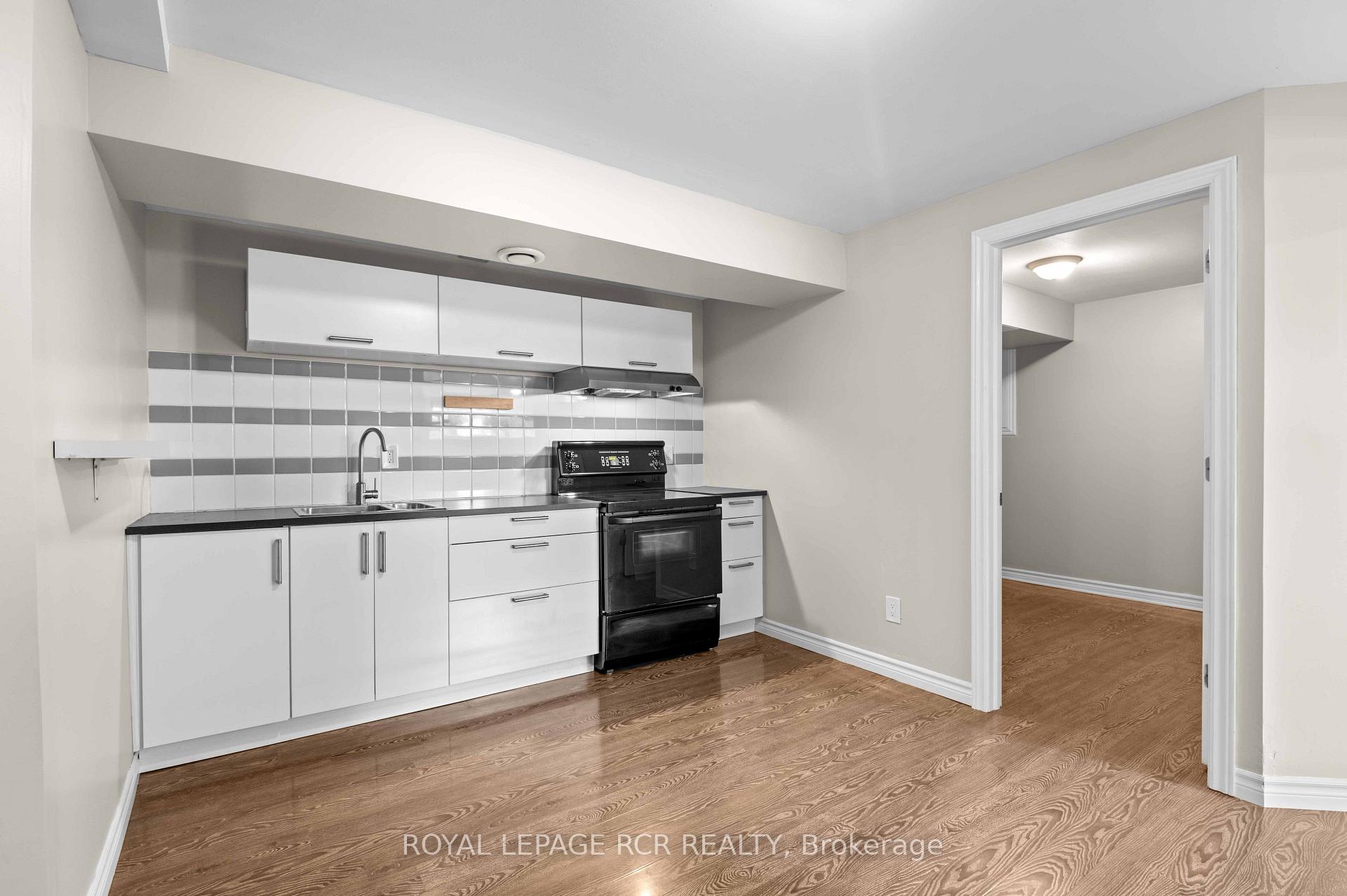 Photo 9 of 94 Morgandale Crescent, Orangeville — HOMEH