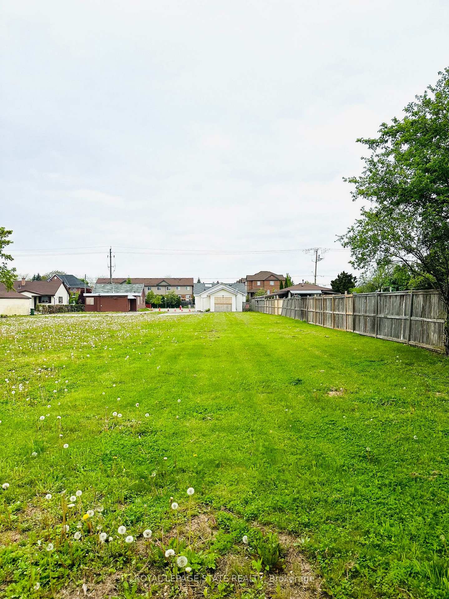 Photo 8 of 148 Green Road, Hamilton, Stoney Creek — HOMEH