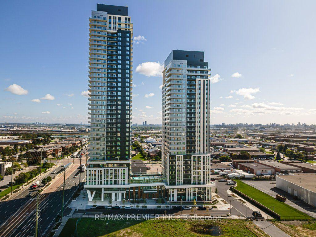 Front of Unit 1601, 5 Meadowdale Road