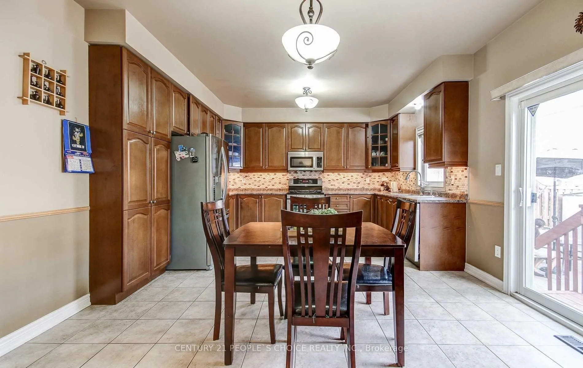 Photo 6 of Unit Upper, 3 Seastar Road, Brampton, Bram West — HOMEH