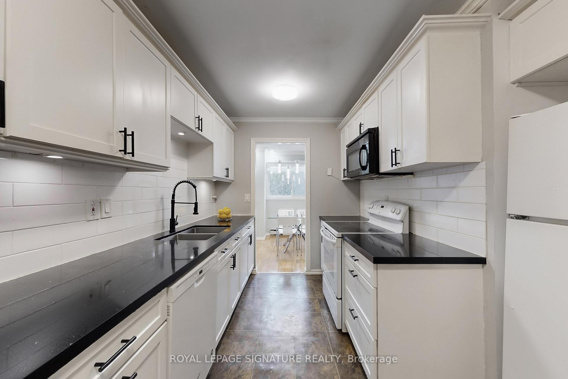 Photo 12 of Unit 76, 700 Harmony Road N, Oshawa, Pinecrest — HOMEH