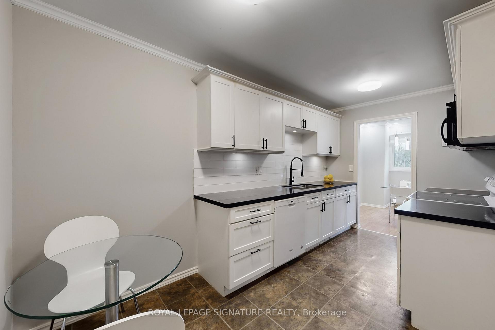 Photo 16 of Unit 76, 700 Harmony Road N, Oshawa, Pinecrest — HOMEH