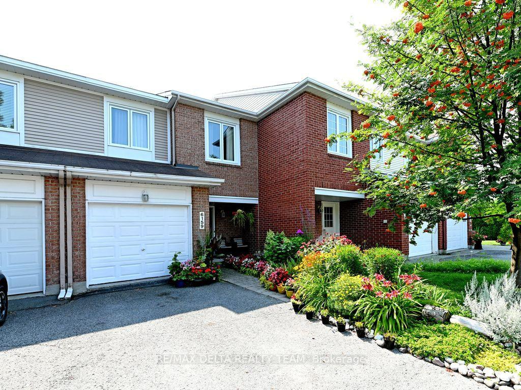Photo 2 of Unit 28, 6159 Heritage Park Crescent, Ottawa, Chapel Hill — HOMEH