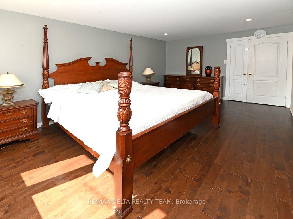 Photo 16 of Unit 28, 6159 Heritage Park Crescent, Ottawa, Chapel Hill — HOMEH