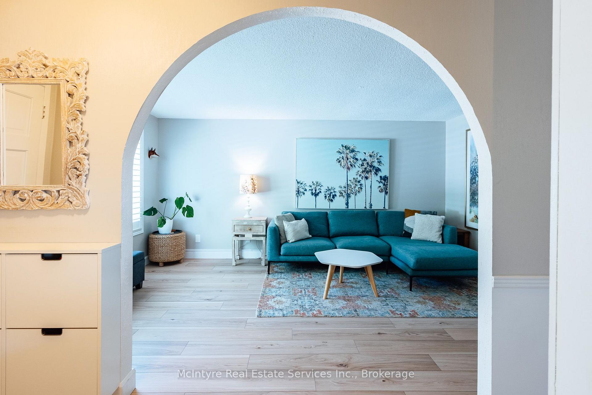 Photo 6 of 78 Helene Crescent, Waterloo, Beechwood — HOMEH