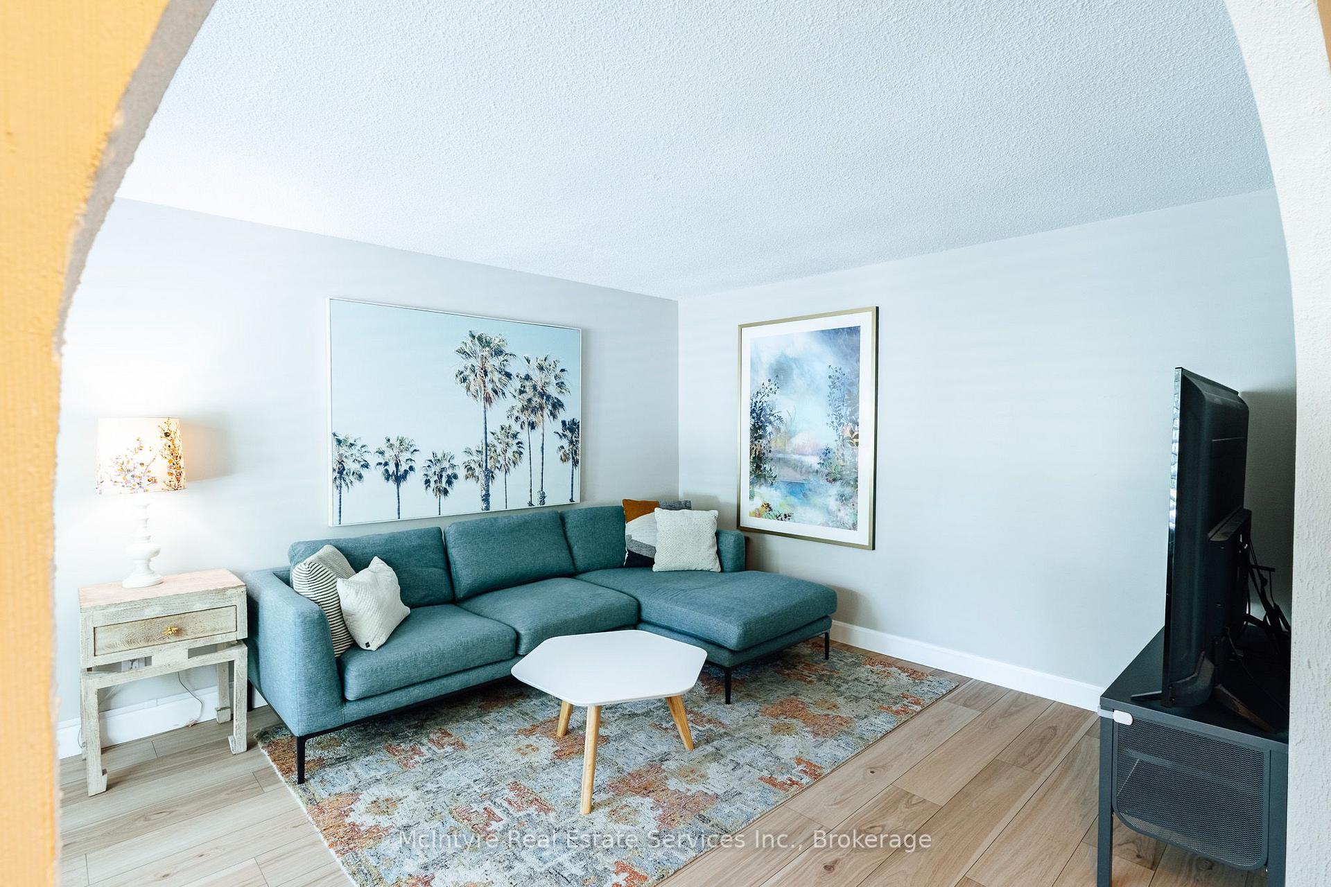 Photo 8 of 78 Helene Crescent, Waterloo, Beechwood — HOMEH