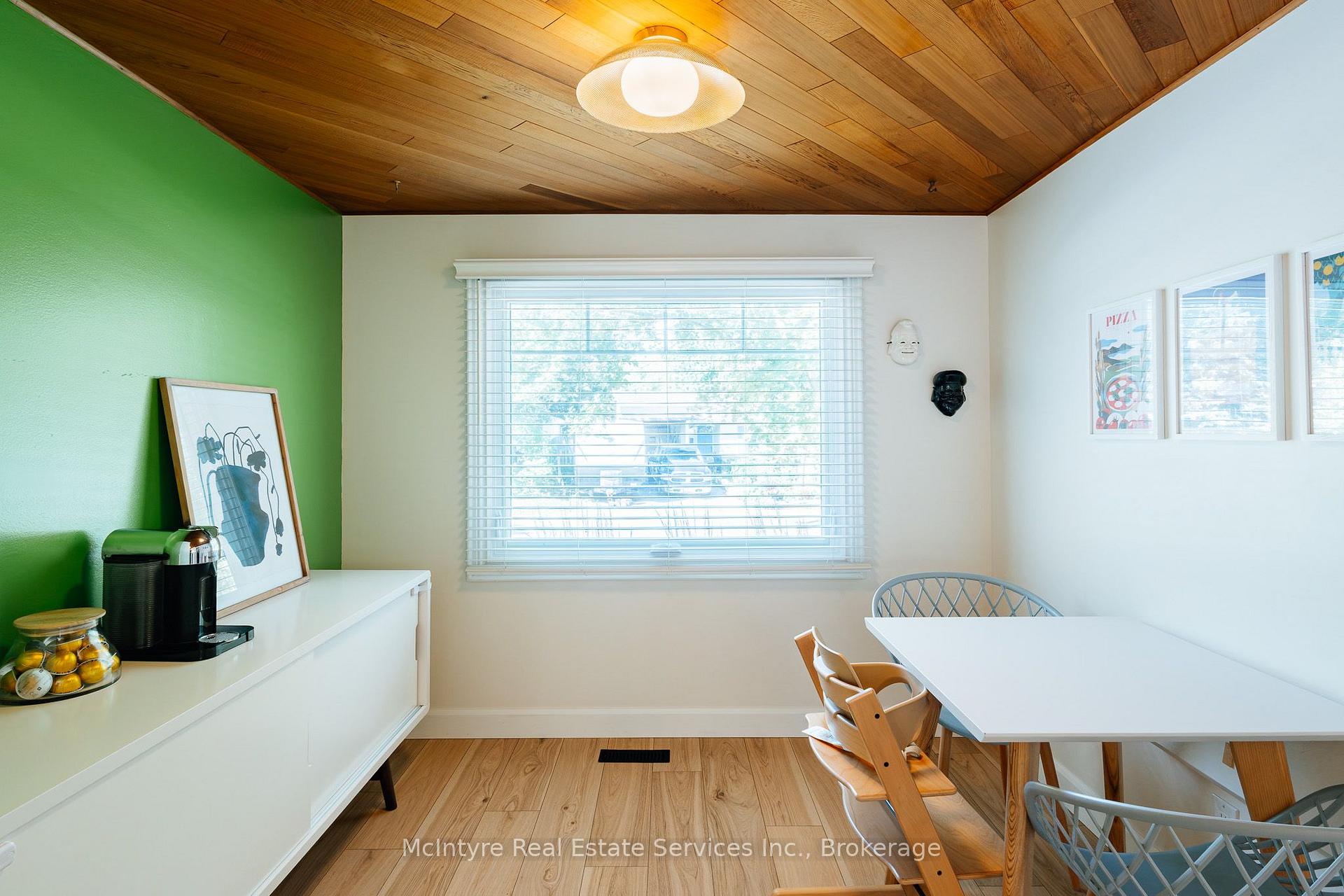 Photo 25 of 78 Helene Crescent, Waterloo, Beechwood — HOMEH