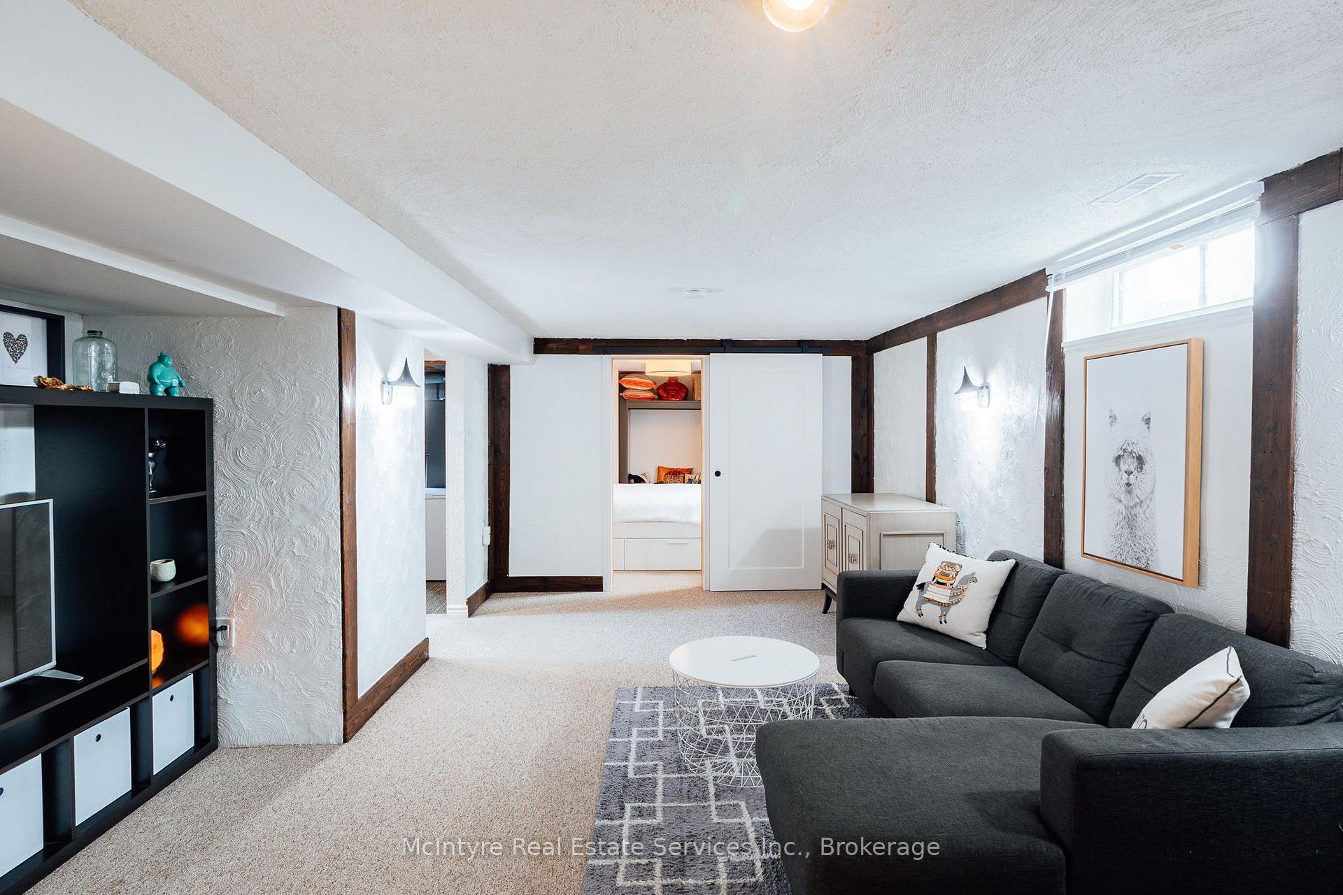 Photo 32 of 78 Helene Crescent, Waterloo, Beechwood — HOMEH