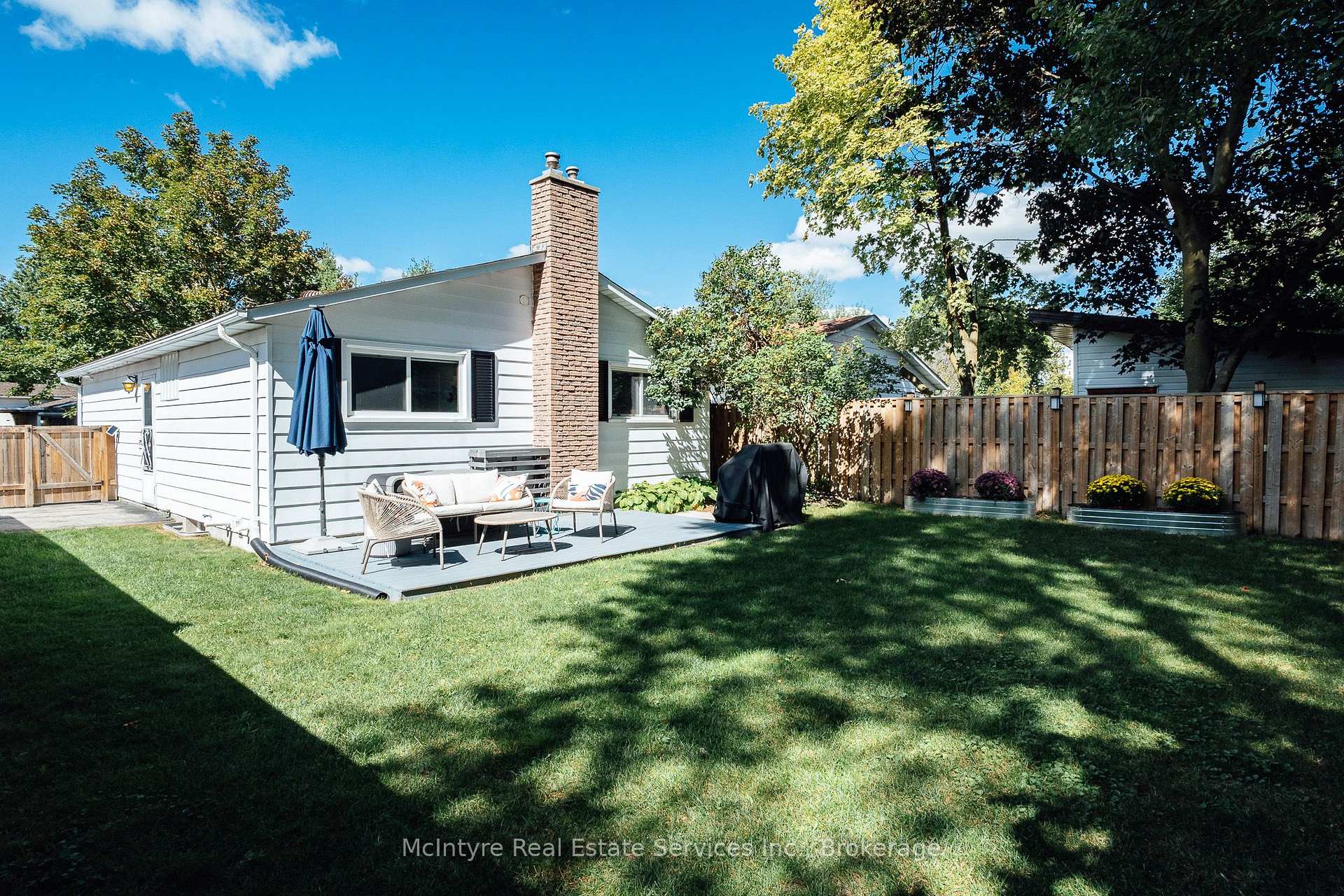 Photo 43 of 78 Helene Crescent, Waterloo, Beechwood — HOMEH