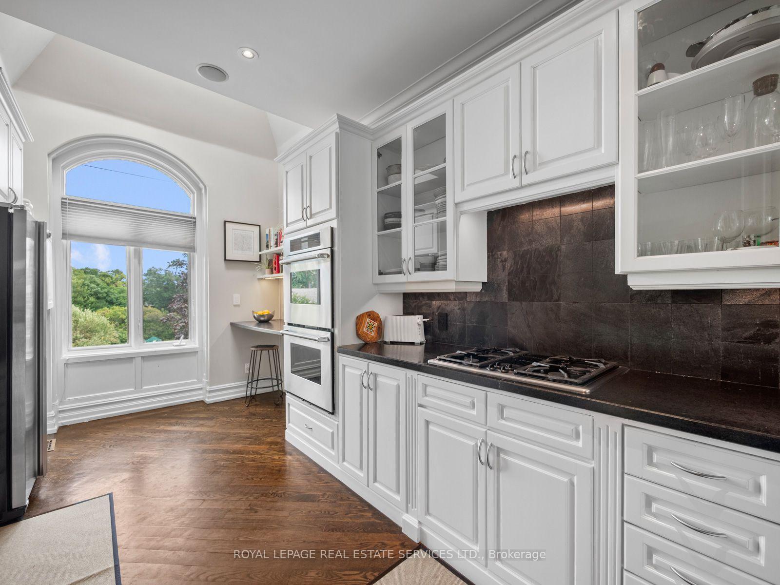 Photo 23 of Unit 4, 276 Spadina Road, Toronto, Casa Loma — HOMEH