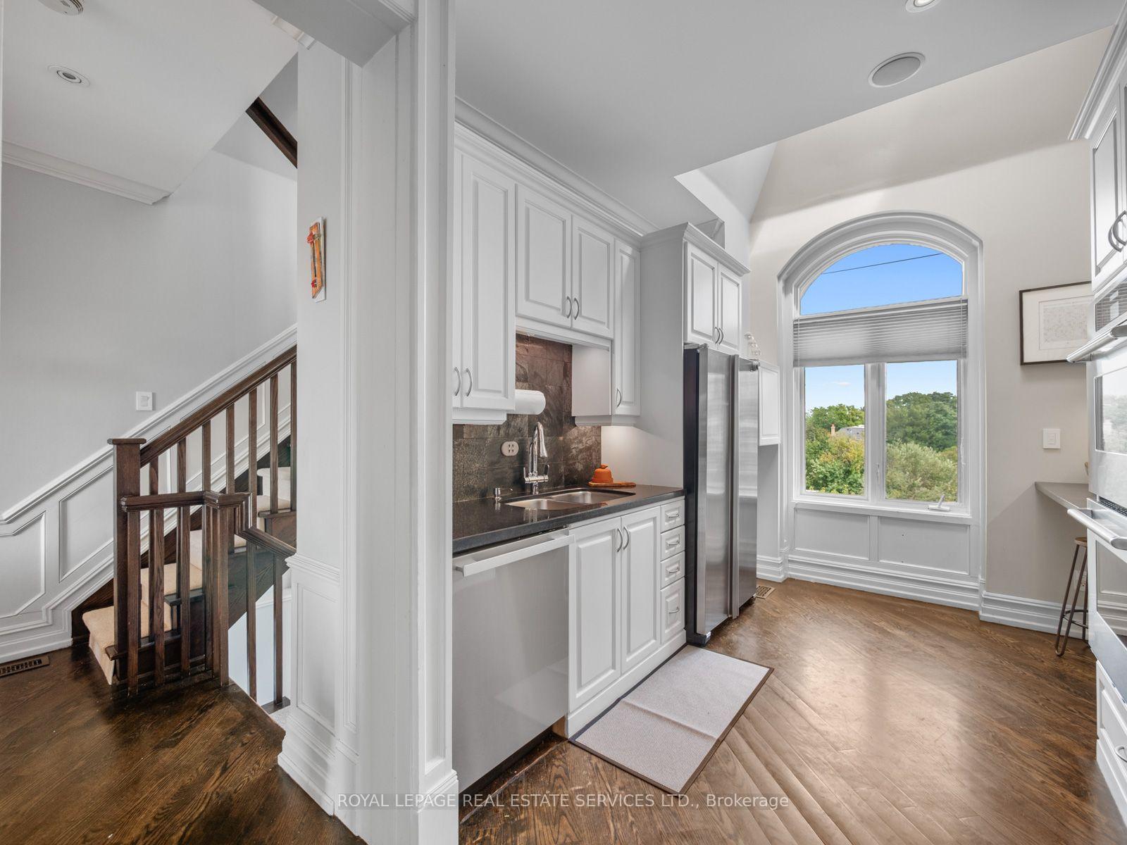 Photo 27 of Unit 4, 276 Spadina Road, Toronto, Casa Loma — HOMEH