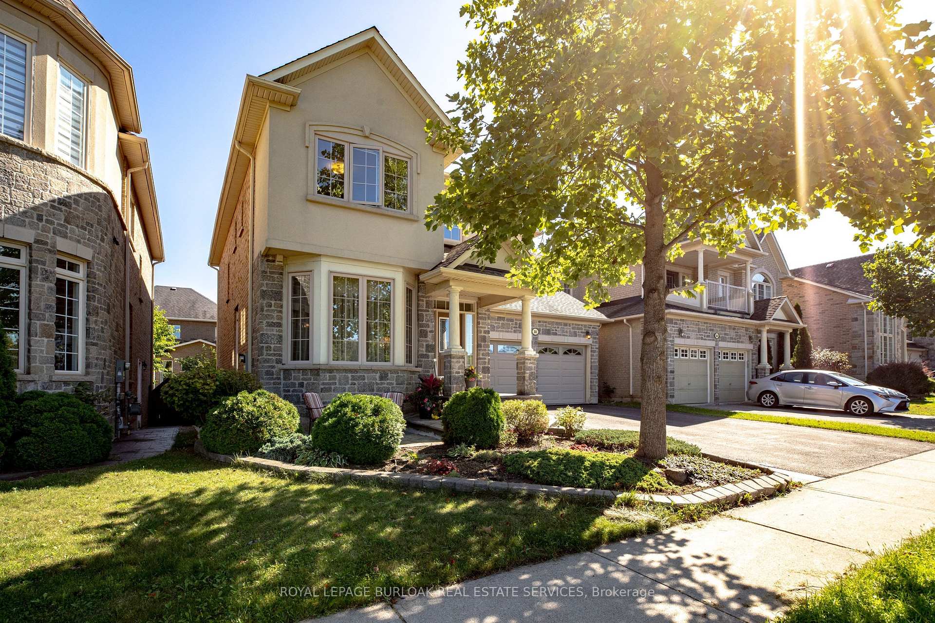 Photo 6 of 364 Nautical Boulevard, Oakville, Bronte — HOMEH