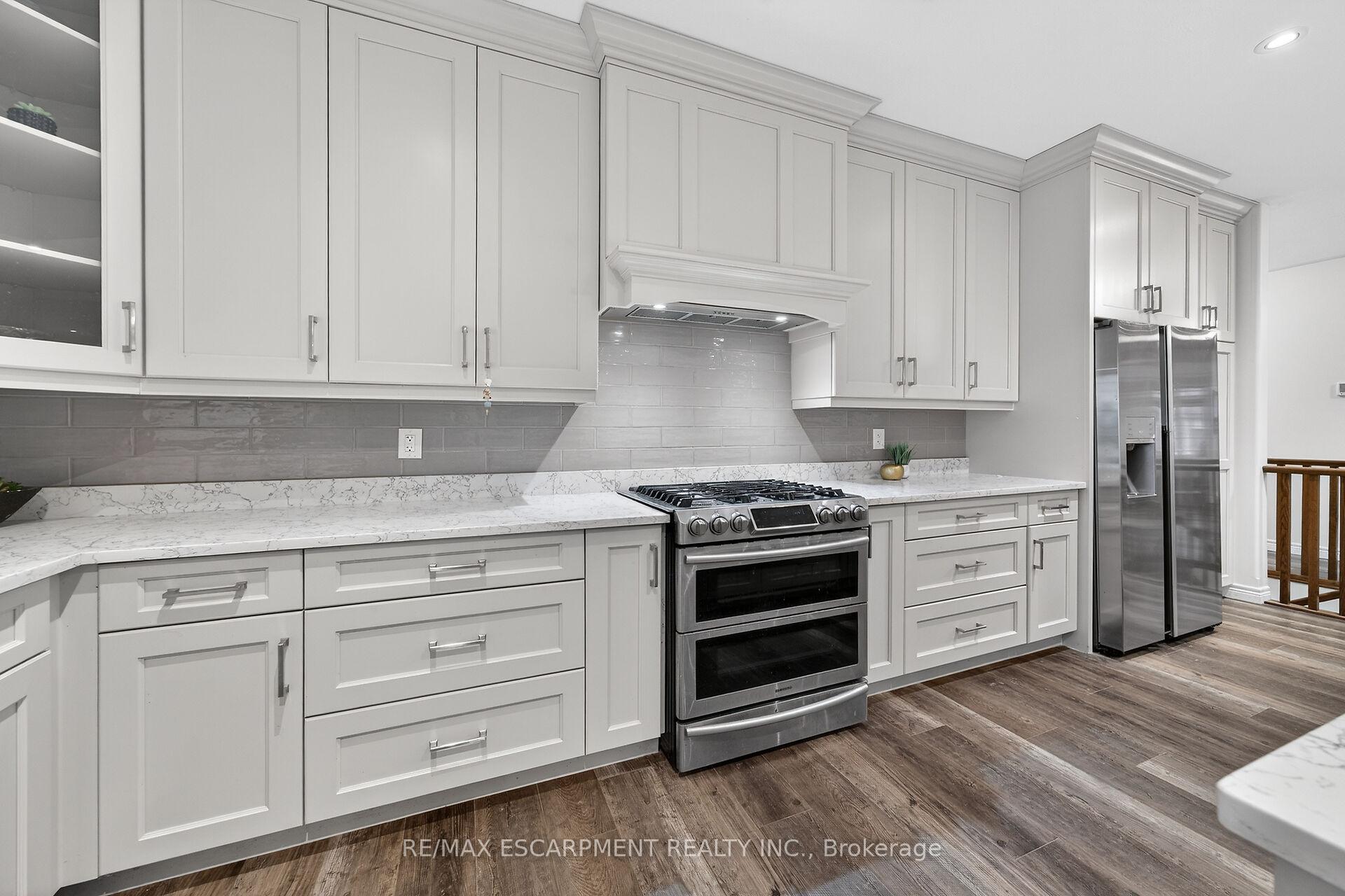 Photo 13 of 31 Sycamore Drive, Norfolk, Port Dover — HOMEH