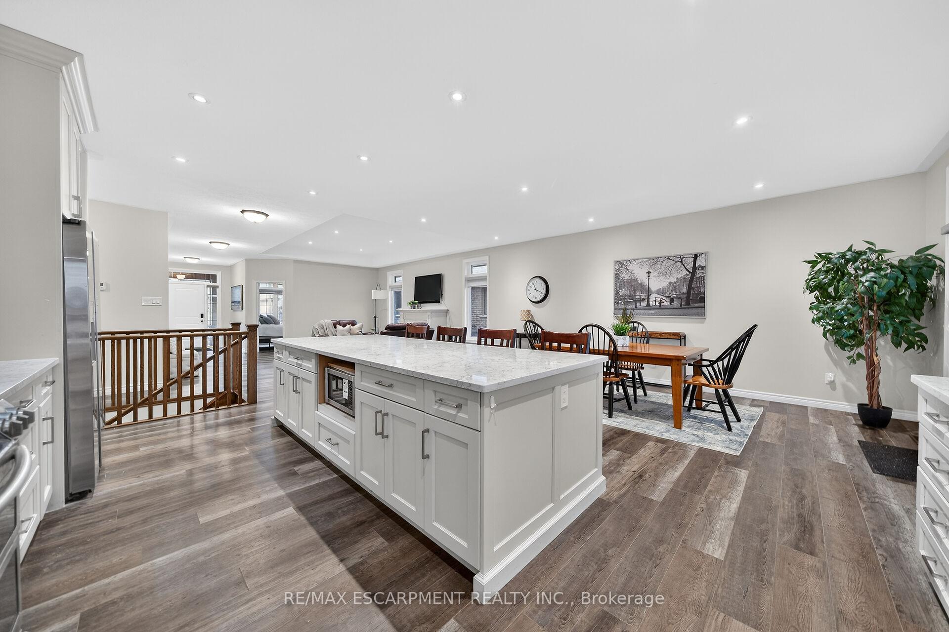 Photo 14 of 31 Sycamore Drive, Norfolk, Port Dover — HOMEH
