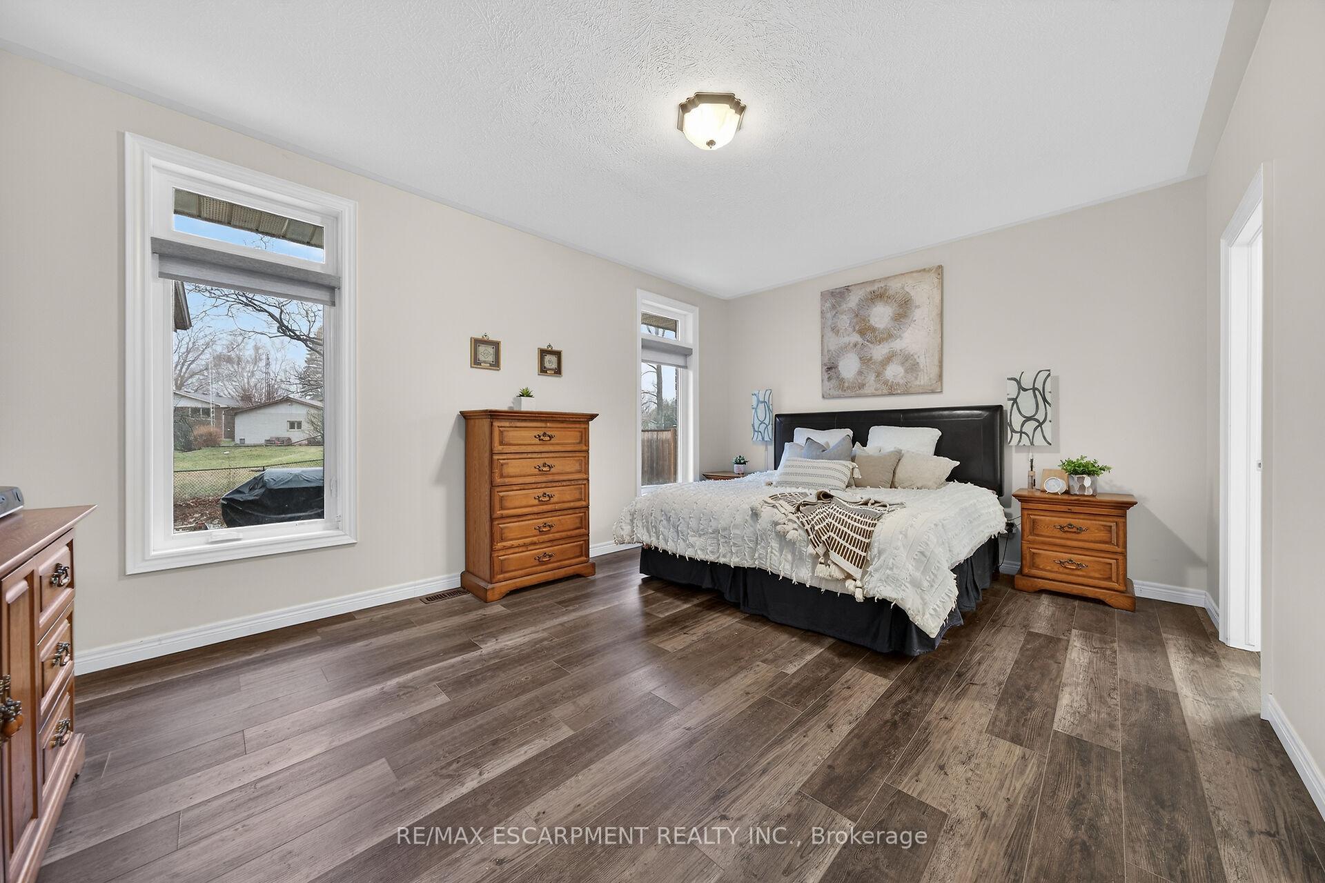 Photo 22 of 31 Sycamore Drive, Norfolk, Port Dover — HOMEH