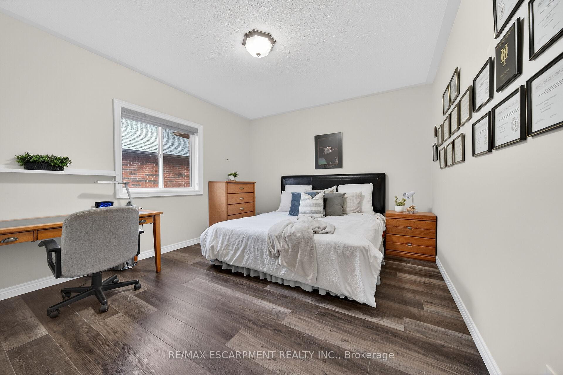 Photo 24 of 31 Sycamore Drive, Norfolk, Port Dover — HOMEH