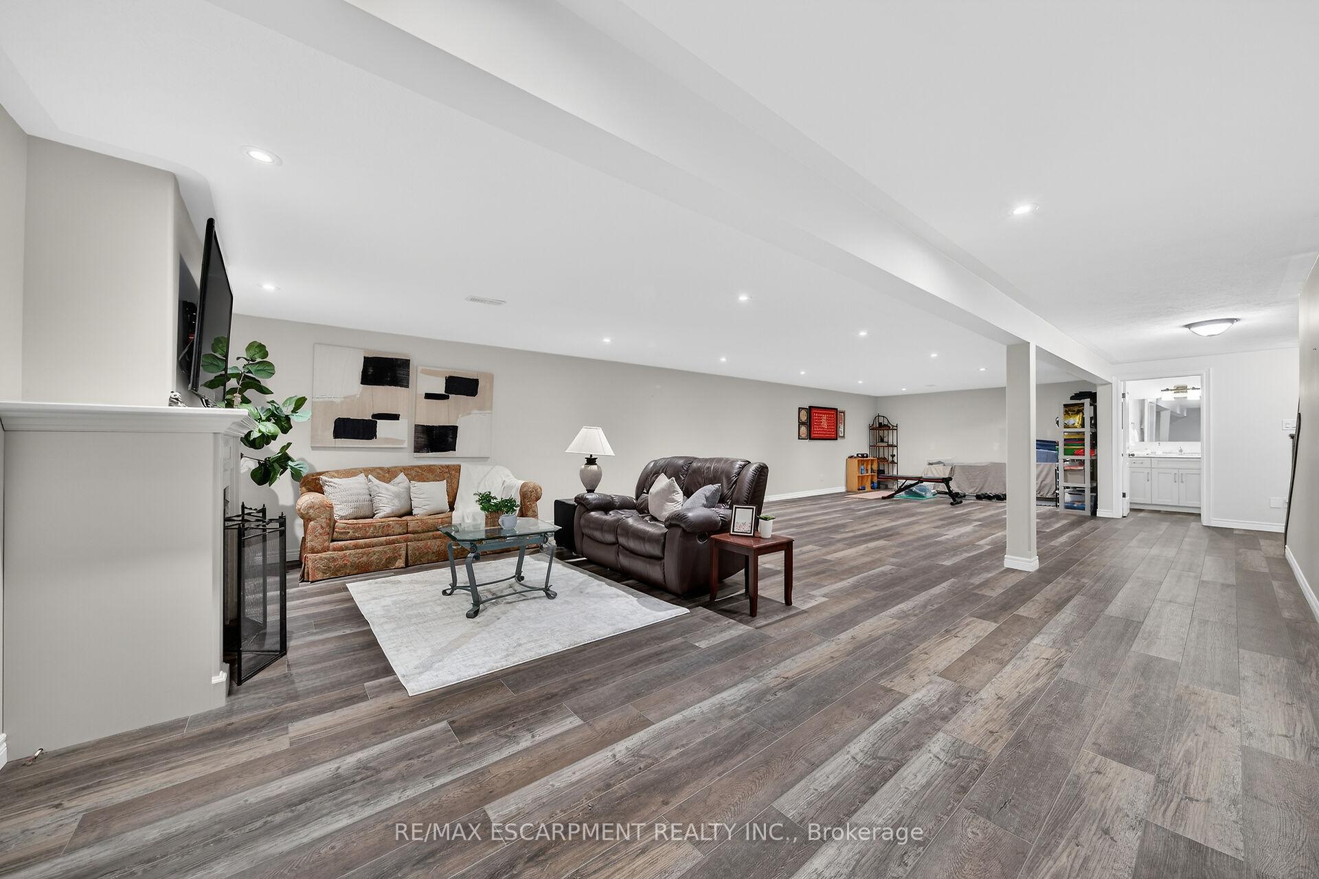 Photo 29 of 31 Sycamore Drive, Norfolk, Port Dover — HOMEH