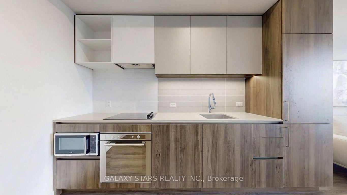Photo 4 of Unit 4601, 7890 Jane Street, Vaughan, Vaughan Corporate Centre — HOMEH