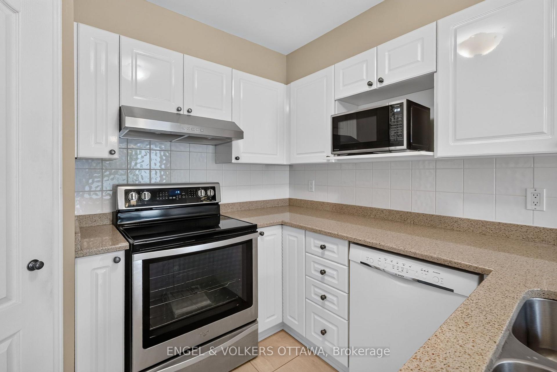 Photo 9 of 173 Hearst Way, Ottawa, Kanata - Katimavik — HOMEH