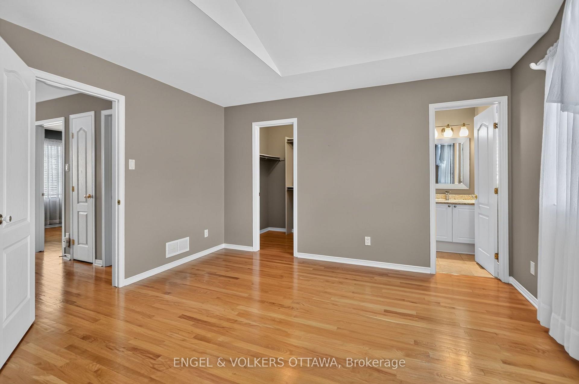 Photo 17 of 173 Hearst Way, Ottawa, Kanata - Katimavik — HOMEH
