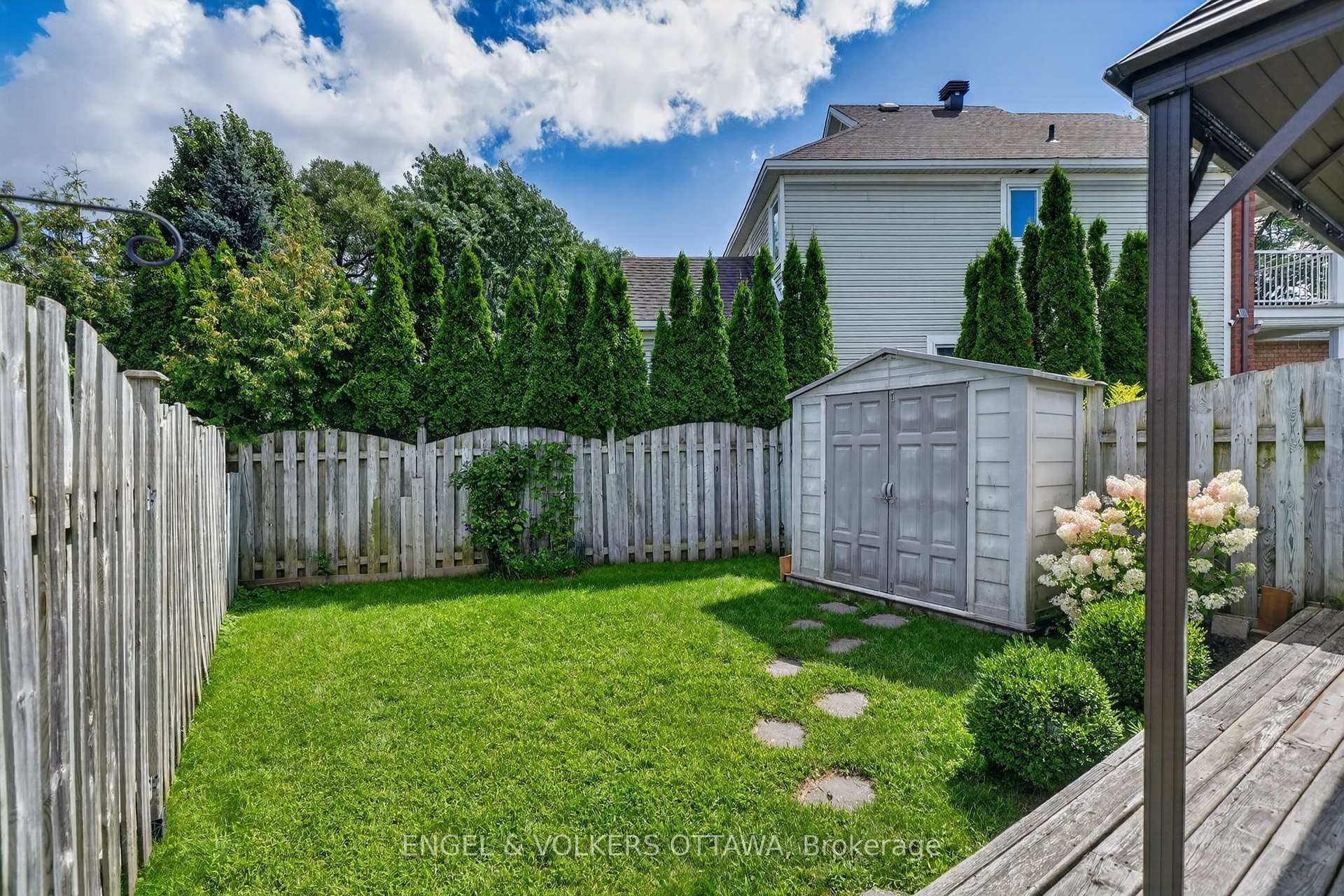 Photo 25 of 173 Hearst Way, Ottawa, Kanata - Katimavik — HOMEH