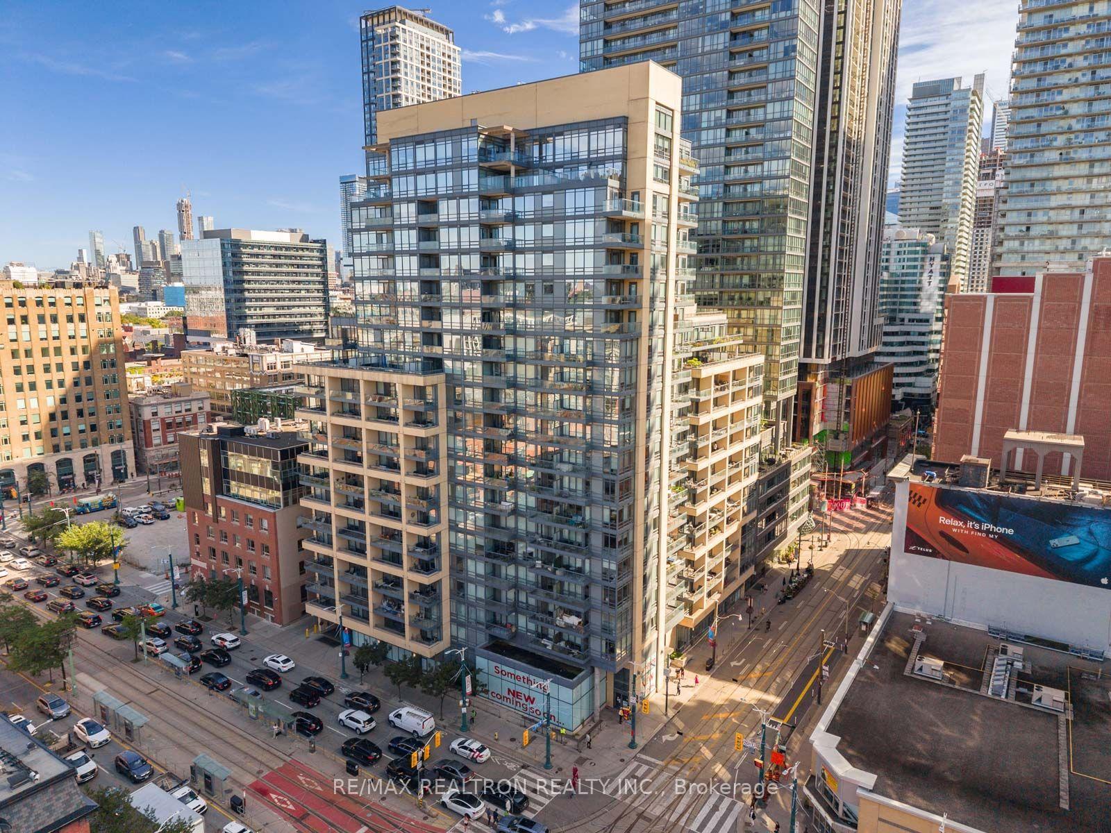Photo 2 of 438 King Street, Toronto, Waterfront Communities — HOMEH