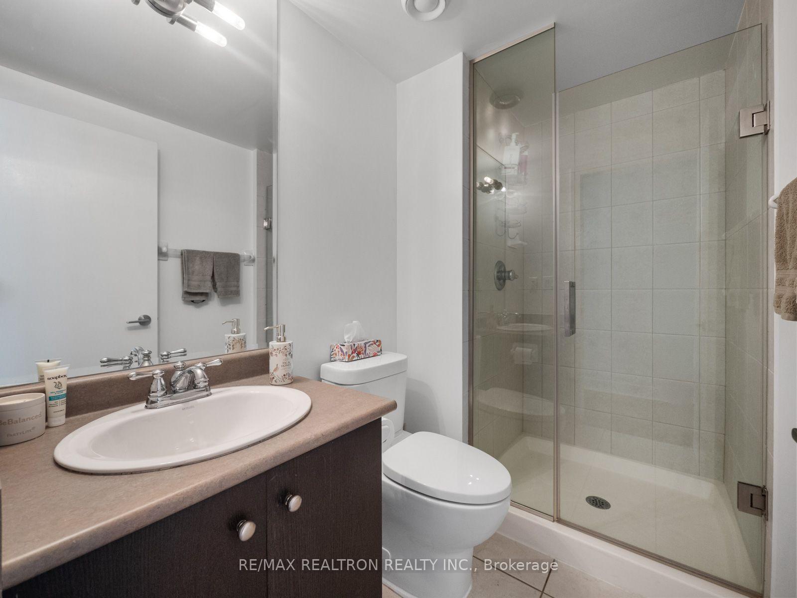 Photo 23 of 438 King Street, Toronto, Waterfront Communities — HOMEH