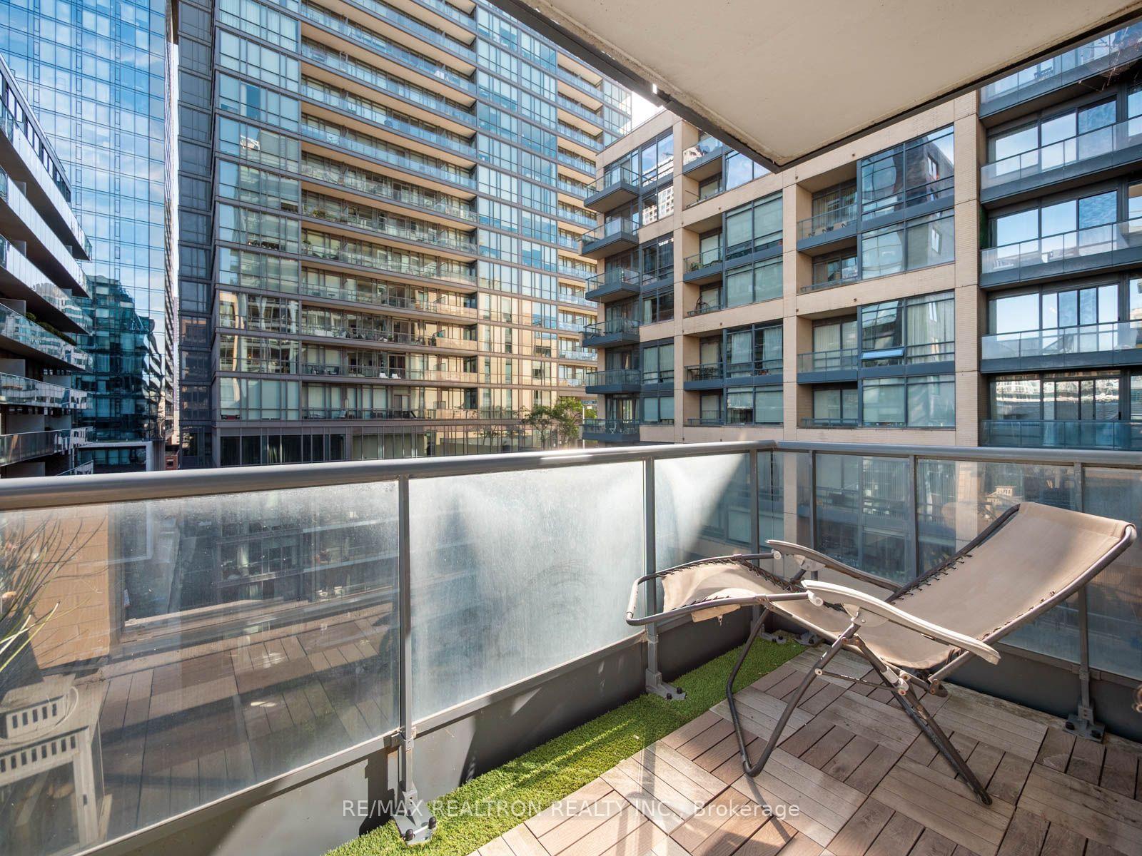 Photo 25 of 438 King Street, Toronto, Waterfront Communities — HOMEH